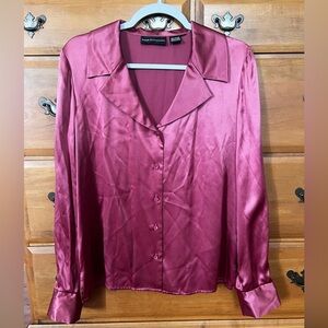 Dana Buchman 100% silk blouse